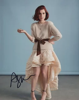 Aya Cash autograph