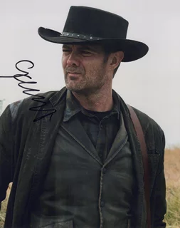 Garret Dillahunt autograph