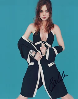 Bella Heathcote autograph
