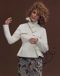 Carla Juri autograph