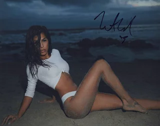 Nathalia Castellon autograph