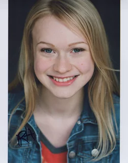 Rachelle Henry autograph