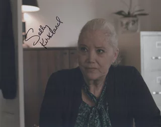 Sally Kirkland autograph