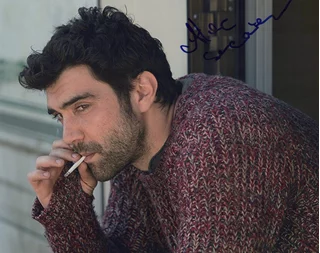 Alec Secareanu autograph