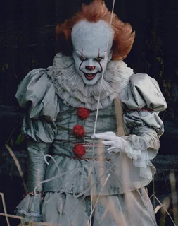 Bill Skarsgard autograph