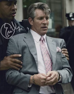 Eric Roberts autograph