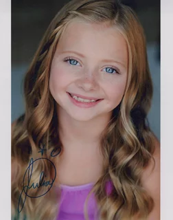 Julia Jordan autograph
