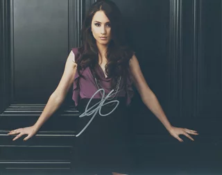 Troian Bellisario autograph