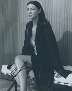 Caitriona Balfe autograph