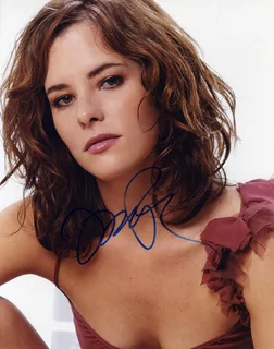 Parker Posey autograph