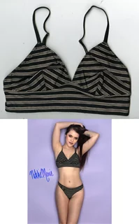 Nikki Marie autograph