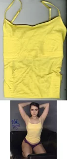 Nikki Marie autograph