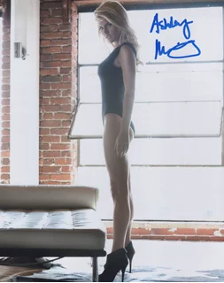 Ashley Mattingly autograph