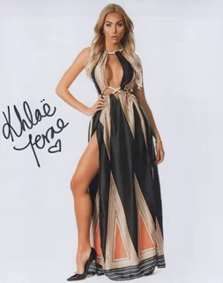 Khloe Terae autograph