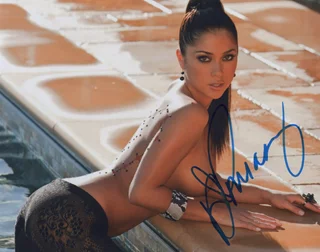 Arianny Celeste autograph