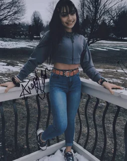 Avani Gregg autograph