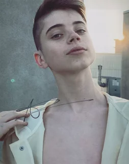 Aidan Langford autograph