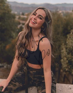 Addison Rae autograph