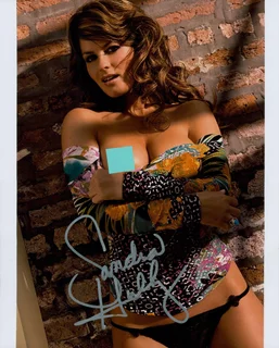 Sandra Hubby autograph