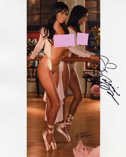 Valerie Mason autograph