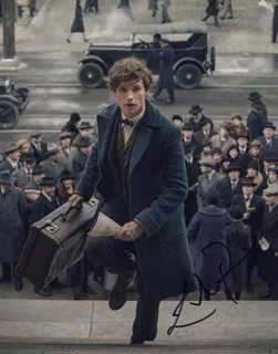 Eddie Redmayne autograph