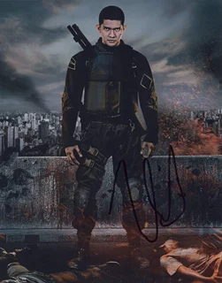 Iko Uwais autograph
