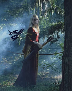 Rachelle Henry autograph