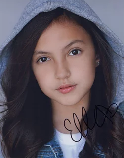 Elle Paris Legaspi autograph