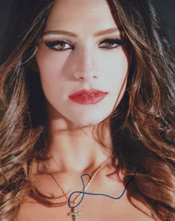 Sandra Vergara autograph