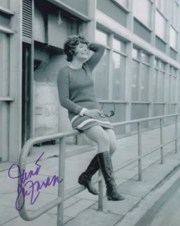 Janet Suzman autograph