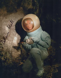 Catherine Schell autograph