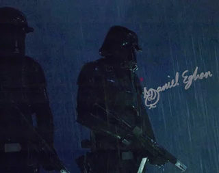 Daniel Eghan autograph