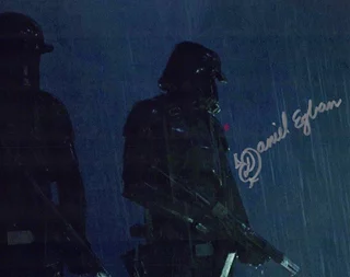 Daniel Eghan autograph