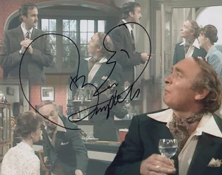 Ken Campbell autograph