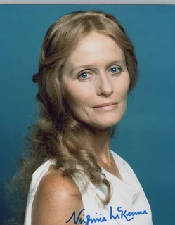 Virginia McKenna autograph