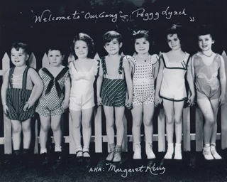 Peggy Lynch autograph