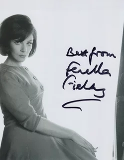Fenella Fielding autograph