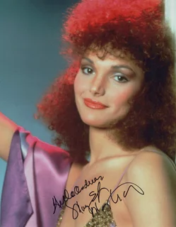 Mary Elizabeth Mastrantonio autograph
