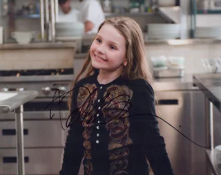 Abigail Breslin autograph