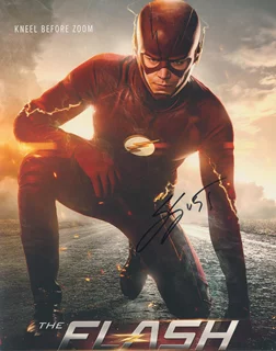 Grant Gustin autograph