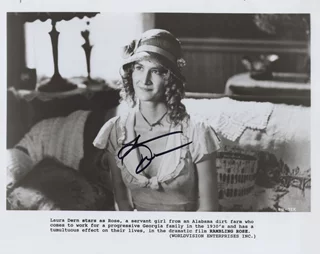 Laura Dern autograph