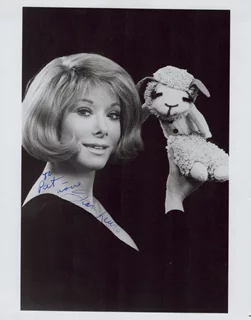 Shari Lewis autograph