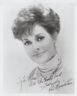 Lee Meriwether autograph