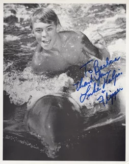 Luke Halpin autograph