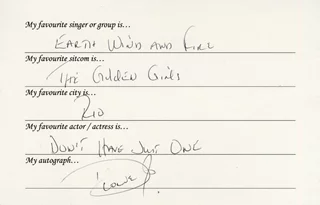 Dionne Warwick autograph