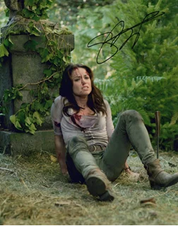 Stephanie Bennett autograph