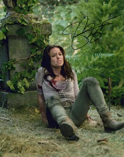 Stephanie Bennett autograph