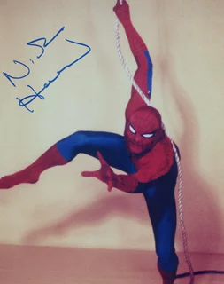 Nicholas Hammond autograph