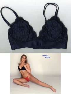 Charlie Nicole autograph