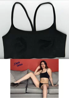 Natalie Winter autograph